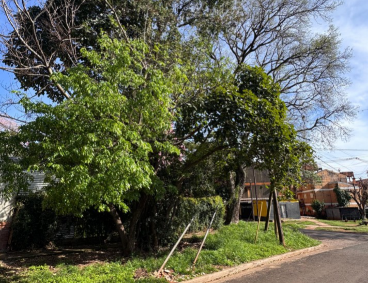 Venta Lote en Esquina zona Urquiza y 115 